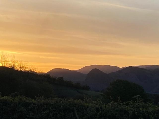 8 The Woodlands * Tywyn